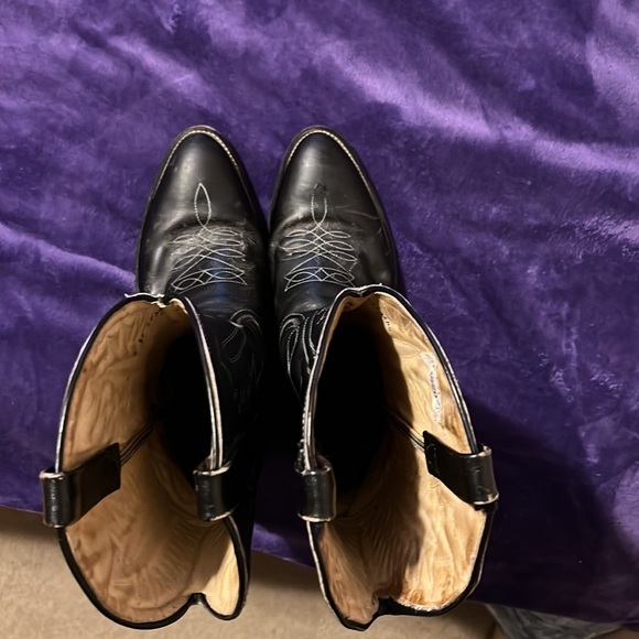 Mason boots out of Chippewa falls, WI. - Picture 2 of 6